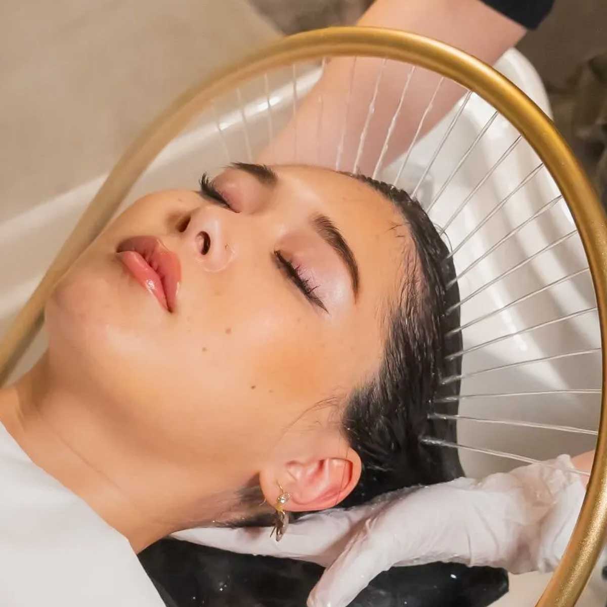 Glow Mini Facial & Scalp (60-min)